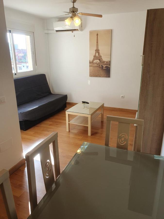 2H, Aire Acondic, 50M2, 1 Dormitorio, 4 Huespedes, Wifi Gratis La Línea de la Concepción Zewnętrze zdjęcie